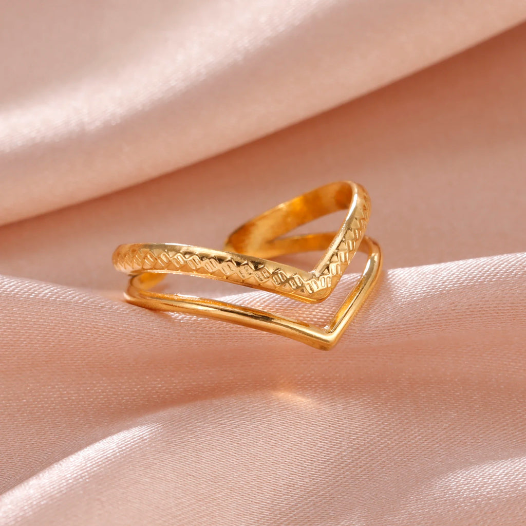 Geometric Heart Ring